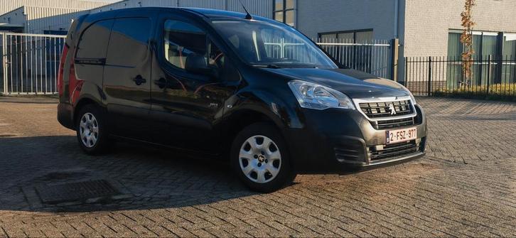Peugeot partner 2016 1.6, L2H1. Carwash op wielen. Euro6b, Auto's, Peugeot, Particulier, Partner, LED verlichting, Diesel, Handgeschakeld