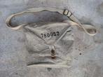 Gasmasker DDR jaren '50 compleet met tas en filter, Verzenden, Landmacht, Kleding of Schoenen