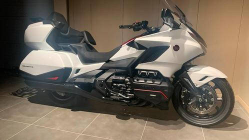 Honda Goldwing 1800 deluxe 2024 !, Motoren, Motoren | Honda, Bedrijf, Toermotor, meer dan 35 kW, Motorrijbewijs A, ABS, Cardan-aandrijving