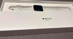 Appel watch serie 3 wit, Handtassen en Accessoires, Smartwatches, Ophalen, Wit, Zo goed als nieuw, Waterdicht