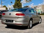 VW Passat Facelift Euro6b 1.6d Carpass Navi Clima Pdc Cruise, Voorwielaandrijving, 4 deurs, Stof, 4 cilinders