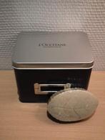 Boîte en métal + savon aux feuilles de Verveines l'Occitane, Envoi, Neuf, Baignoire & Douche