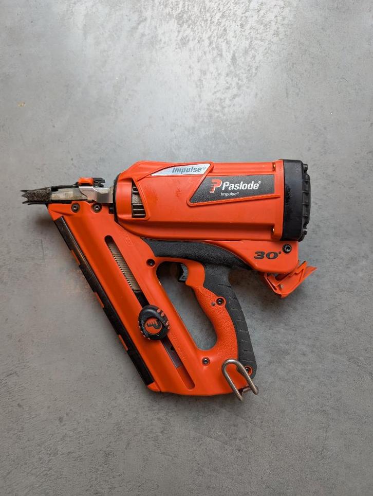 Paslode IM350+, Bricolage & Construction, Outillage | Outillage à main, Utilisé, Enlèvement