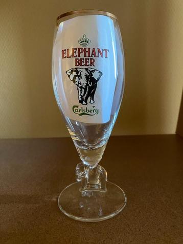 Rare verre à bière CARLSBERG Eléphant, Enlèvement ou Envoi, Neuf, Verre ou Verres