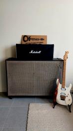 Fender showman 2x15inch cab. (LEEG), Muziek en Instrumenten, Versterkers | Bas en Gitaar, Ophalen
