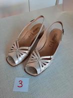 Sandalen, Ophalen, Gedragen