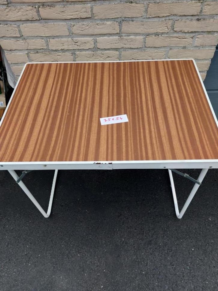 Campeer tafel Bruin 75x54 en ongeveer 66 hoog met, Caravans en Kamperen, Kampeermeubelen, Zo goed als nieuw, Ophalen of Verzenden