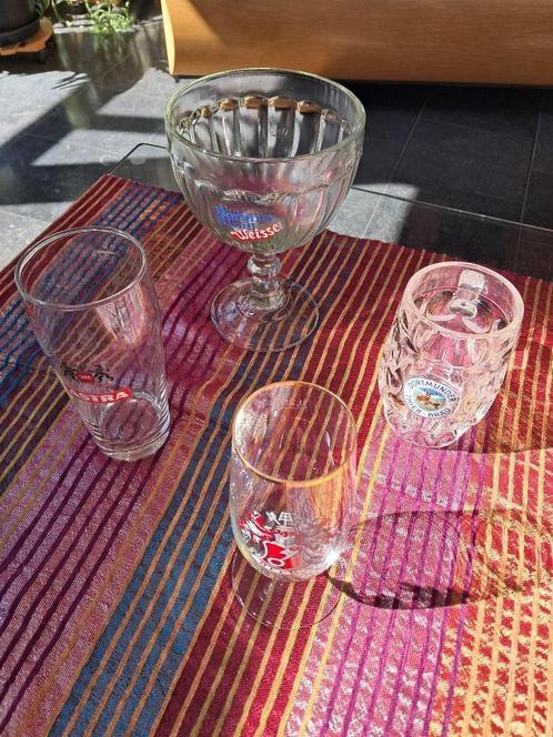 Groep van vier oude Duitse bierglazen, Verzamelen, Biermerken, Zo goed als nieuw, Glas of Glazen, Overige merken, Ophalen