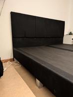 Lit king size 180x200 bleu foncé  facile à monter, Enlèvement, Utilisé, 180 cm, 200 cm