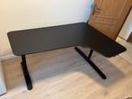 Ikea zwarte hoelbureau, Maison & Meubles, Bureaux, Enlèvement, Réglable en hauteur, Utilisé, Bureau