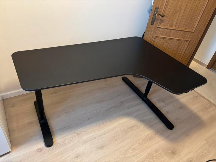 Ikea zwarte hoekbureau, Maison & Meubles, Bureaux, Utilisé, Bureau, Réglable en hauteur, Enlèvement