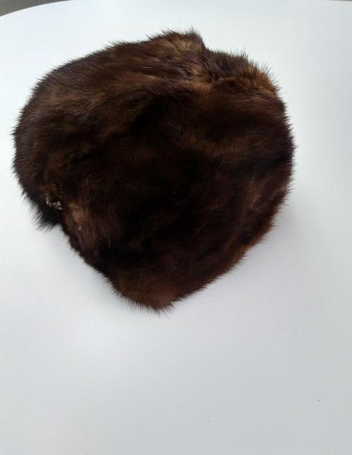 bruine muts met echte pels, Kleding | Dames, Mutsen, Sjaals en Handschoenen, Gedragen, Muts, Ophalen of Verzenden
