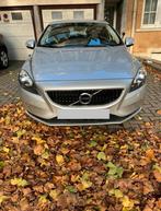 Volvo V40 2.0 D2 – 2018 – Zeer zuinig & goed onderhouden!, Voorwielaandrijving, Stof, 1969 cc, Wit