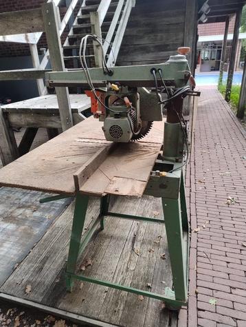 Dewalt 1370 zaagmachine beschikbaar voor biedingen