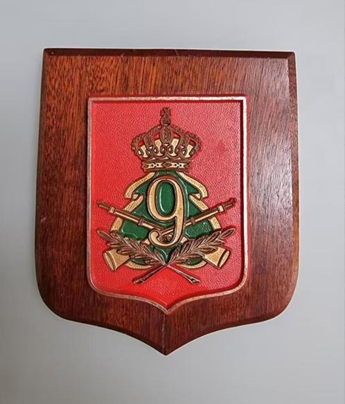 Abl 9e lijns houten insigne 14cmx16cm, Verzamelen, Militaria | Algemeen, Landmacht, Ophalen of Verzenden