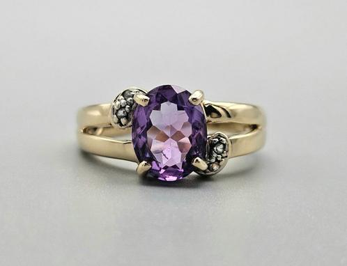 Gouden Vintage ring edelsteen amethist en diamant. 2024/81., Handtassen en Accessoires, Ringen, Zo goed als nieuw, Dame, 17 tot 18