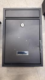 brievenbus zwart - 2 sleutels, Tuin en Terras, Ophalen, Gebruikt, Staal, Wandbrievenbus