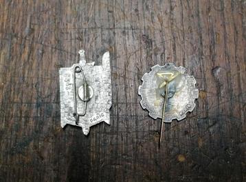 Kraag met militair embleem uit de Tweede Wereldoorlog  beschikbaar voor biedingen
