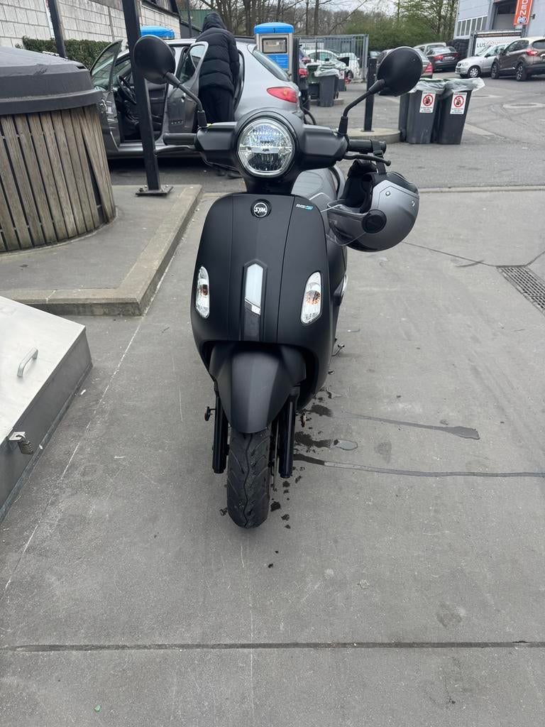 Sym 50cc, Fietsen en Brommers, Ophalen, SYM, Zo goed als nieuw, Benzine