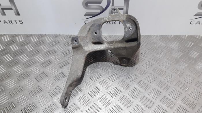 Support boîte de vitesse d'un Mercedes Vito, -, 3 mois de garantie, Utilisé, -