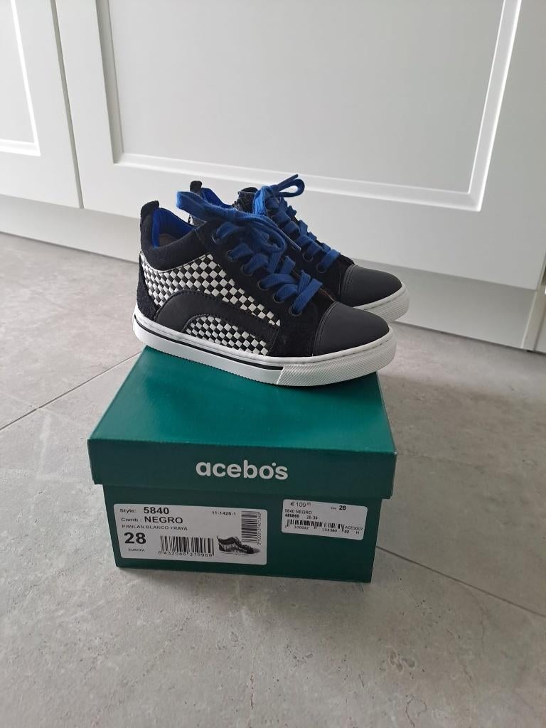 Zeer mooie Schoenen maat 28 kind Carmi acebo's Nieuw, Acebo's, Jongen of Meisje, Schoenen, Nieuw
