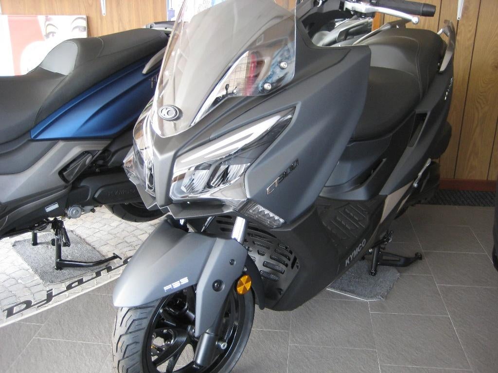 Kymco X-Town 125i PROMO 3.699 € !!!!!!, Neuf, 125 cm³, Enlèvement, Essence