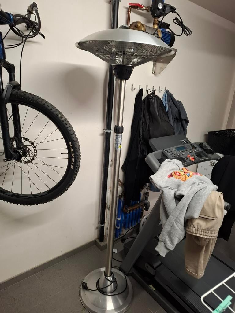 Eleketrische paddestoel, Ophalen