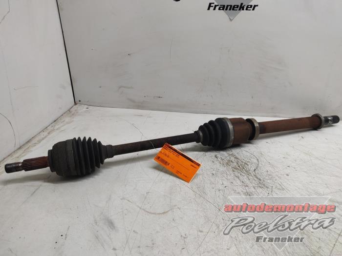 Arbre de transmission avant droit d'un Renault Clio, Renault, -, 3 mois de garantie, Utilisé