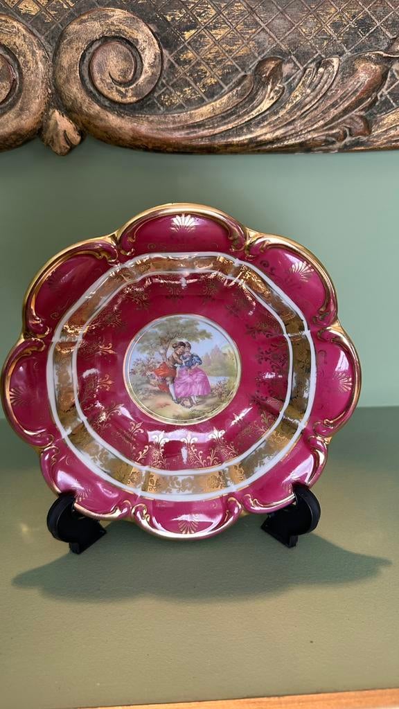 Assiette vintage DW Porzellan Karlsbader Wertarbeit, Antiquités & Art, Antiquités | Plateaux, Enlèvement ou Envoi