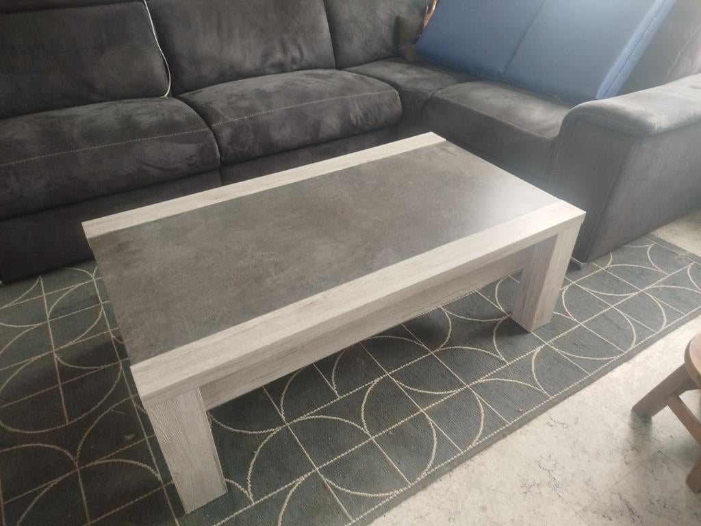 Salontafel met opbergvak, Ophalen