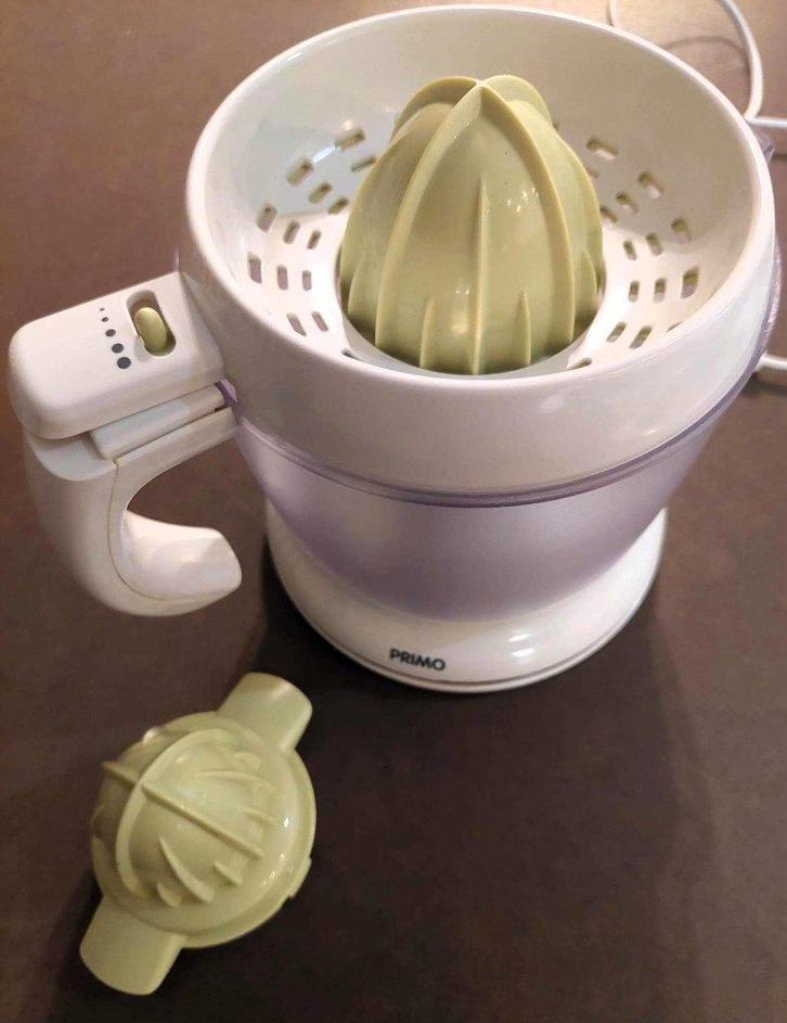 Presse-agrumes électrique Primo : compact et efficace, Electroménager, Extracteurs de jus, Comme neuf, Presse-agrume, Enlèvement