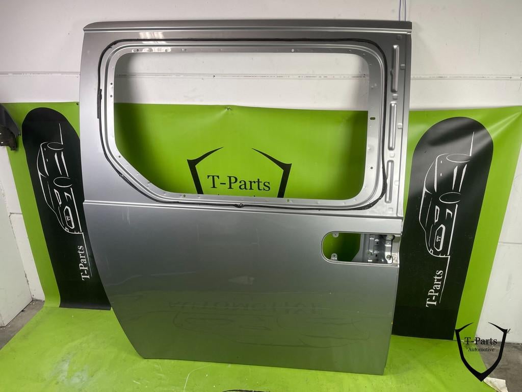 hyundai staria porte arri re droite porte porte lat rale por, Heolleung-ro 12
06797  Seoul, Porte, Info@hyundai.com, Utilisé