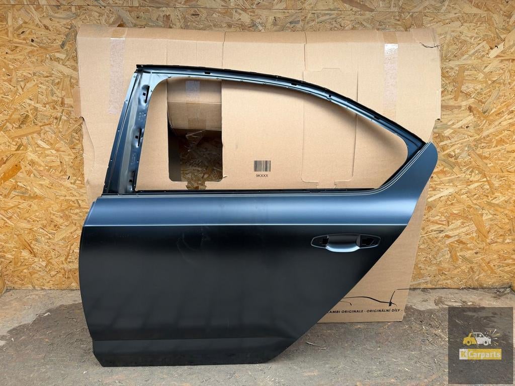 Skoda Octavia III Sedan linker achterdeur nieuw origineel in, Auto-onderdelen, Carrosserie, Deur, Skoda, Gebruikt