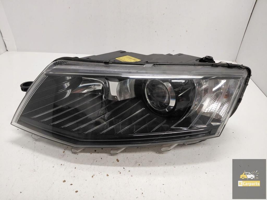 5E1941017B, Skoda Octavia III Xenon LED-licht links, Auto-onderdelen, Verlichting, Skoda, Gebruikt