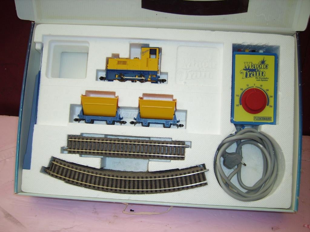 ENSEMBLE DE TRAINS FLEISCHMANN « BRUMMI » 'ÉCHELLE  Oe, Hobby & Loisirs créatifs, Trains miniatures | HO, Comme neuf, Set de Trains