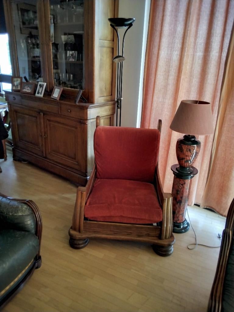 LAMPADAIRE SUR PIED, Enlèvement