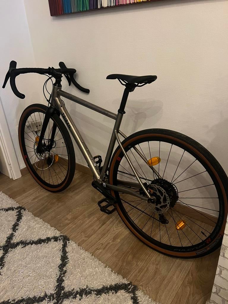 Gravel Triban GRVL 900 Titanium Maat M -Uitstekende conditie, Fietsen en Brommers, Fietsen | Racefietsen, Zo goed als nieuw, Ophalen