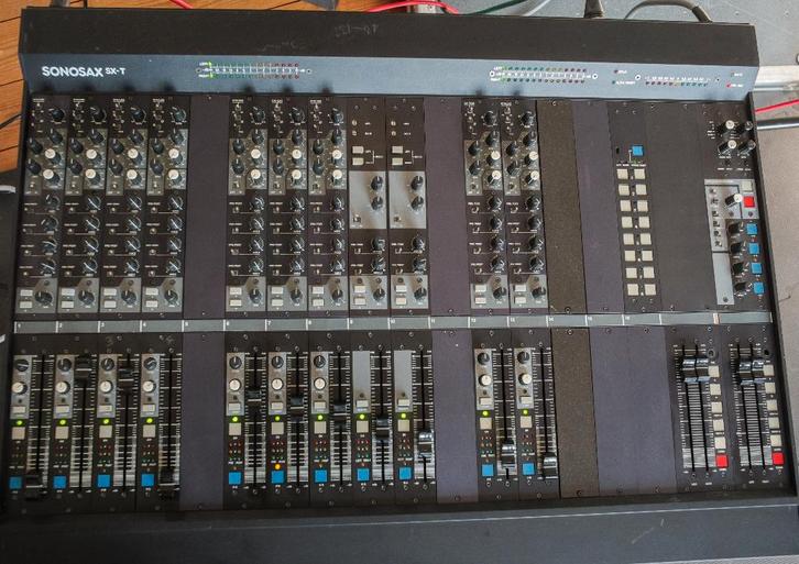 Verkoop van gerenoveerde SONOSAX SX-T-mixer, Muziek en Instrumenten, Mengpanelen, Gebruikt, 10 tot 20 kanalen, Microfooningang