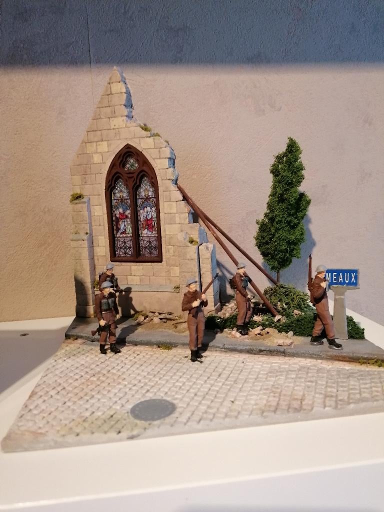 Diorama, Hobby en Vrije tijd, Ophalen, Zo goed als nieuw, 1:35 tot 1:50, Diorama