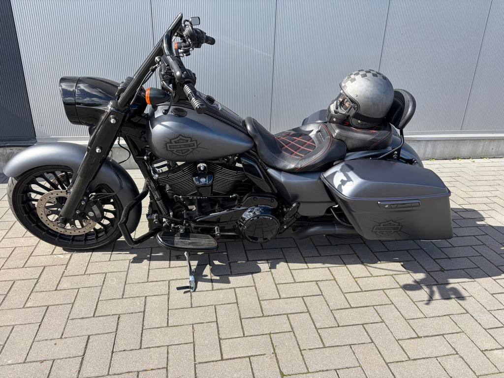 Harley Davidson Road King Stage 2 2017 Parfait Etat., Motos, 1745 cm³, Entreprise, Plus de 35 kW, 2 cylindres