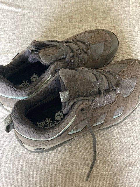 wandelschoenen maat 39,5 jack wolfskin, Ophalen, Wandelschoenen, Zo goed als nieuw, Grijs