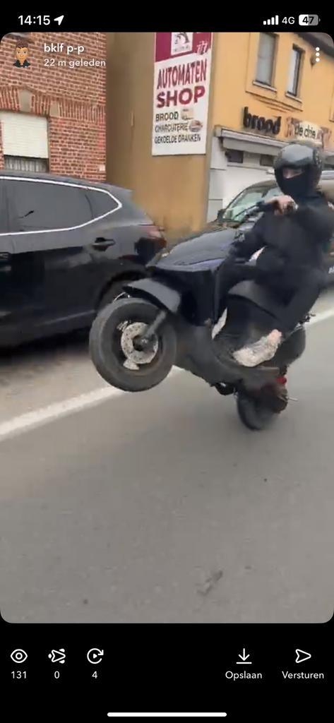 Stunt zip a klasse, Fietsen en Brommers, Scooters | Piaggio, Zo goed als nieuw, Zip, Ophalen of Verzenden