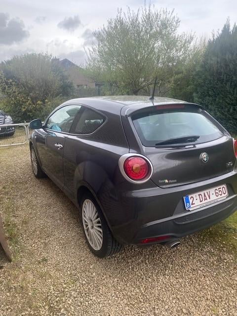 auto alfa mito, 57 kW, Zwart, Particulier, Onderhoudsboekje