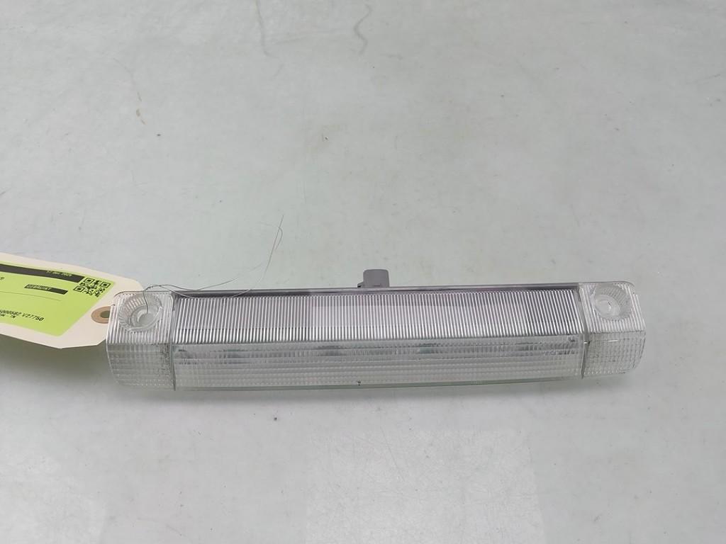 FEU STOP CENTRAL ARRIERE Toyota Yaris Cross (PB1 / PJ1), Kundenbetreuung@toyota.de, Toyota, Utilisé, Toyota-Allee 2
50858  Köln, DE