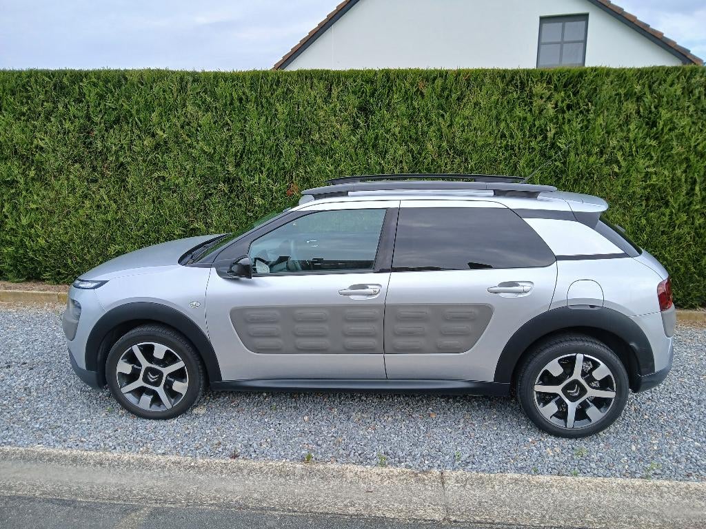 Citroën C4 Cactus 1.2 PureTech, Autos, Citroën, Argent ou Gris, Achat, Euro 6, 5 portes