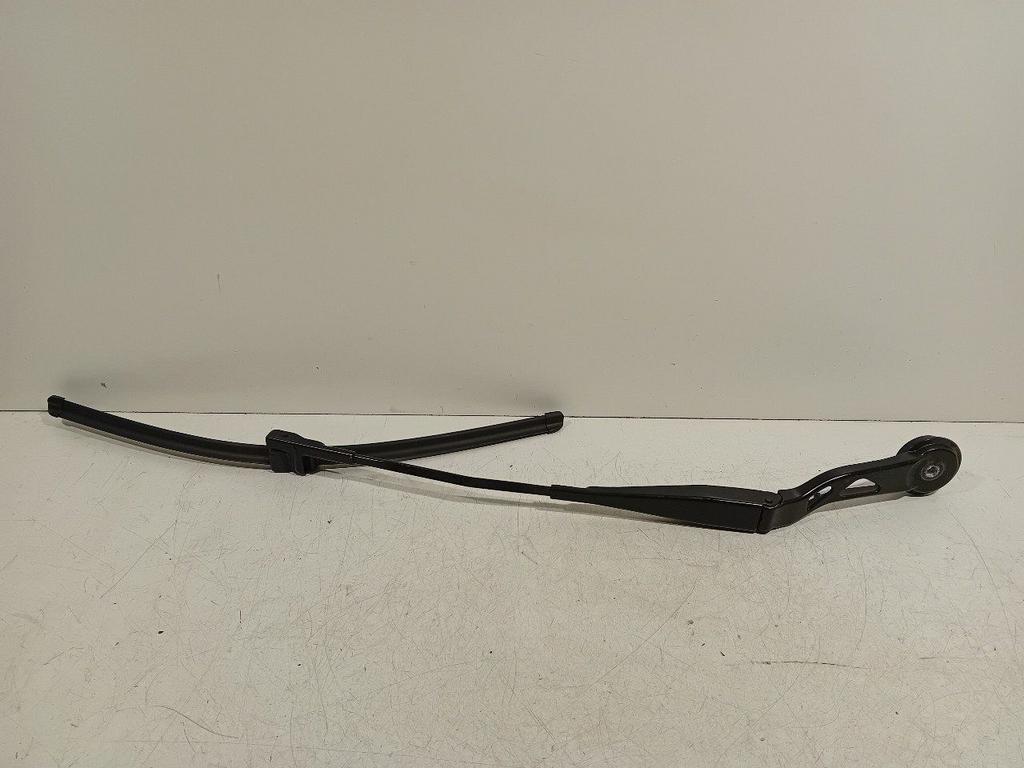 Ruitenwisserarm rechts voor BMW i3, Onderdelen@venauto.nl, Van der Ven Autorecycling B.V., Gebruikt, Ettenseweg 76, 4706 PB Roosendaal, The Netherlands