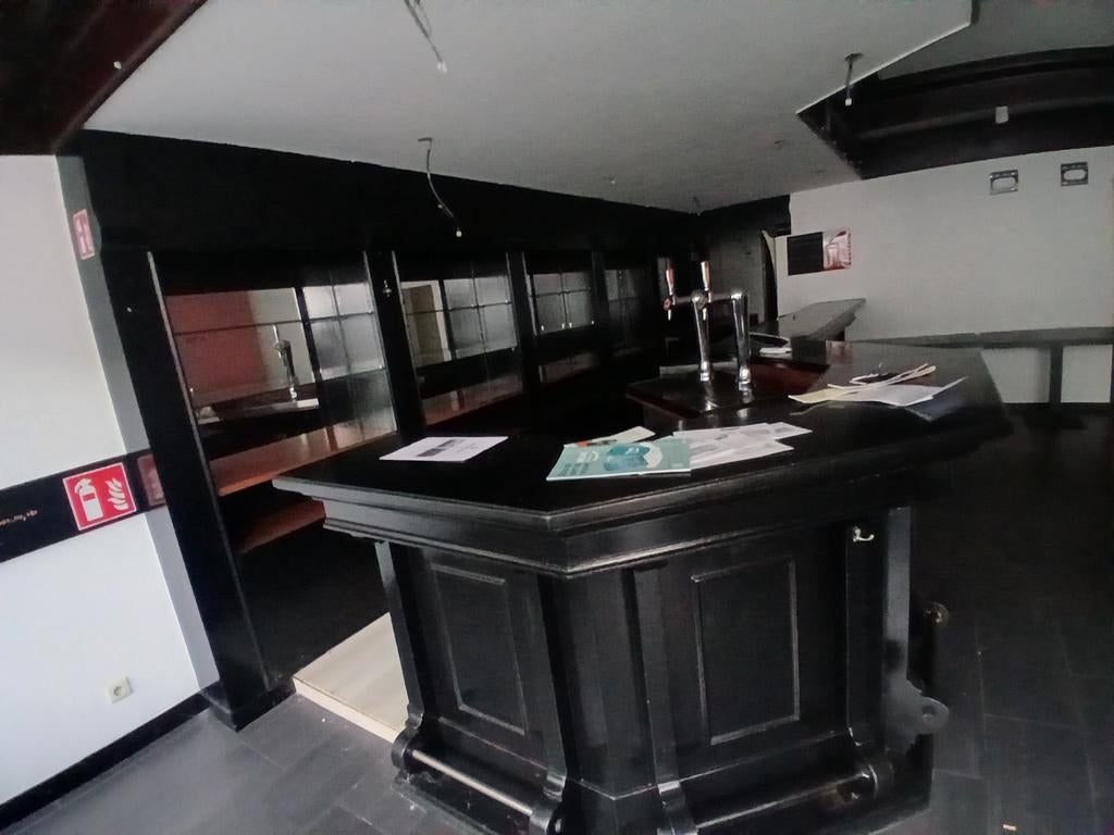 Bar toog te koop en zelf komen ophalen/demonteren, Ophalen