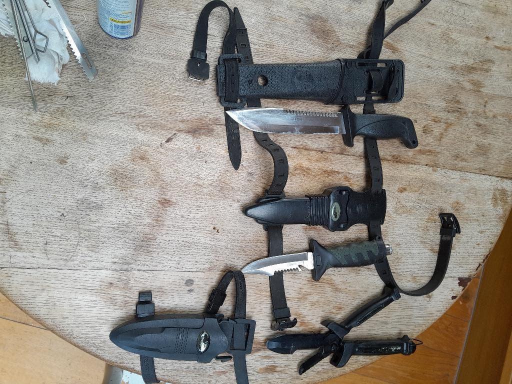 Couteaux et cisaille (plongée), Sports nautiques & Bateaux, Plongée, Enlèvement, Utilisé, Autres types