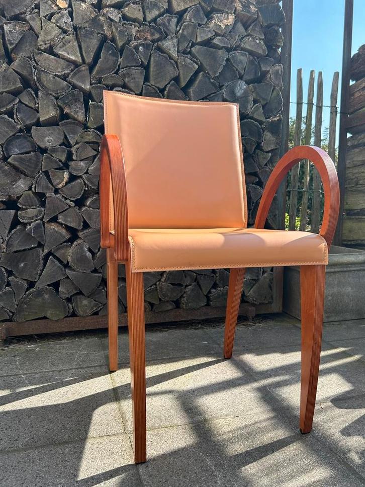 Lederen stoel Arper, Maison & Meubles, Chaises, Comme neuf, Une, Bois, Cuir, Autres couleurs, Enlèvement