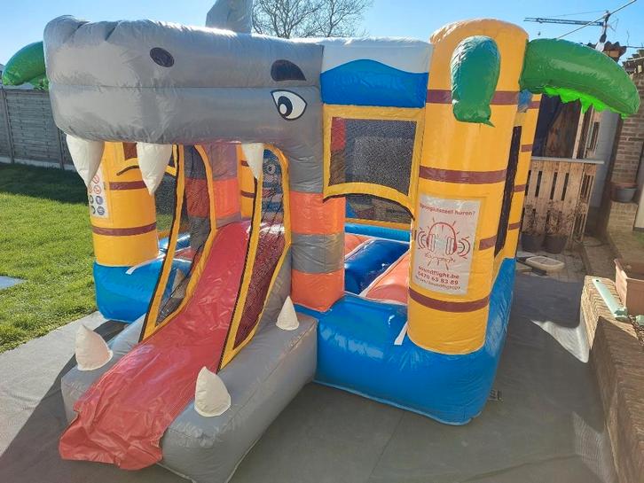 Springkasteel Mini Bounce Haai huren / te huur, Hobby en Vrije tijd, Feestartikelen | Verhuur, Nieuw, Ophalen